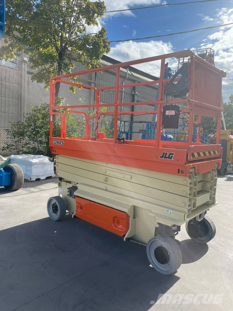 JLG 3246 ES Piattaforme a pantografo