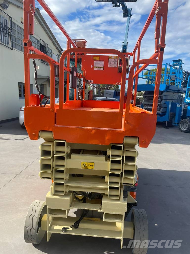 JLG 3246 ES Piattaforme a pantografo