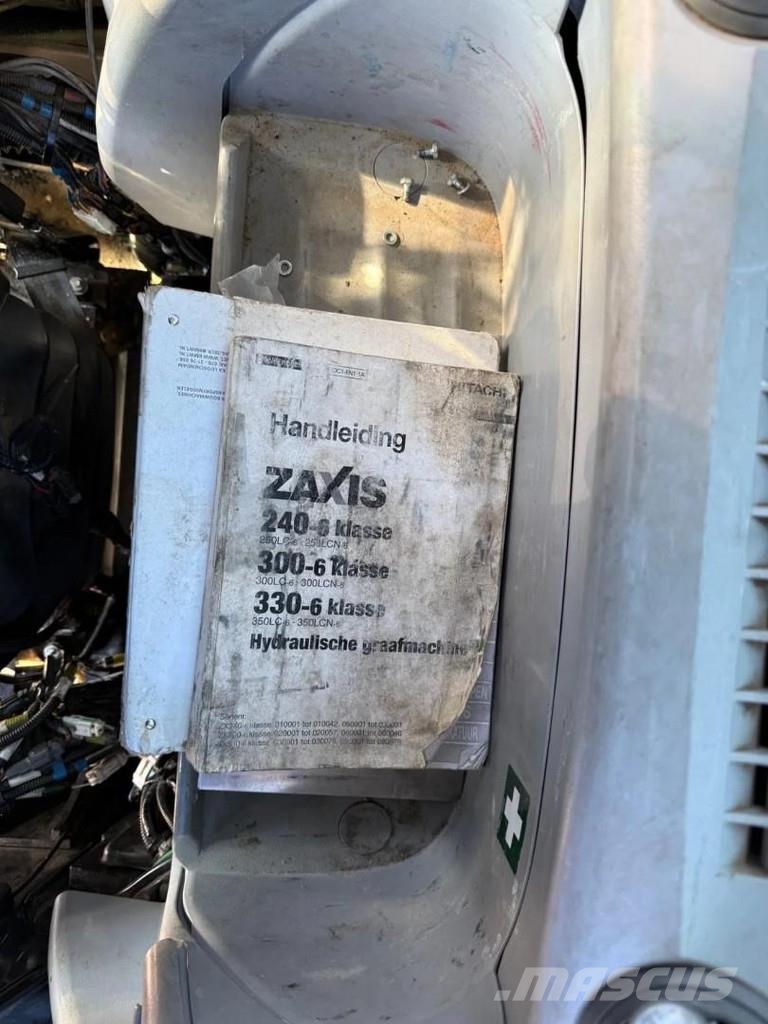 Hitachi ZAXIS ZX300LC-6 14059 HOURS, CE حفارات زحافة