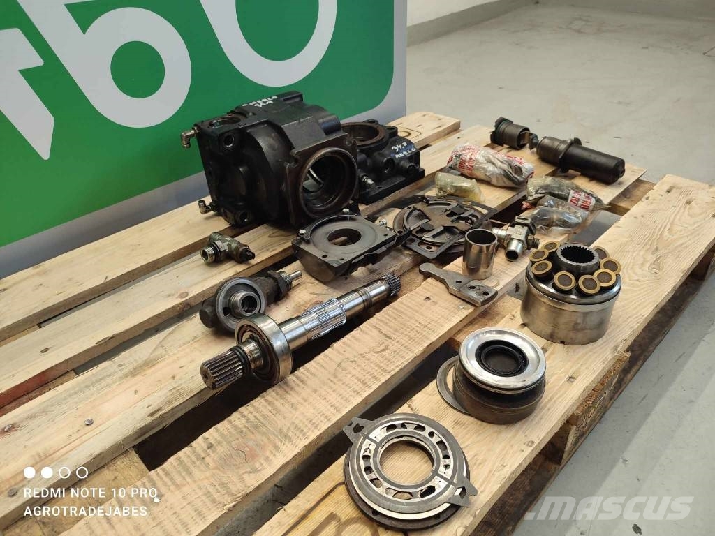 Merlo P34.7 (90R075) drive pump Sanzuman