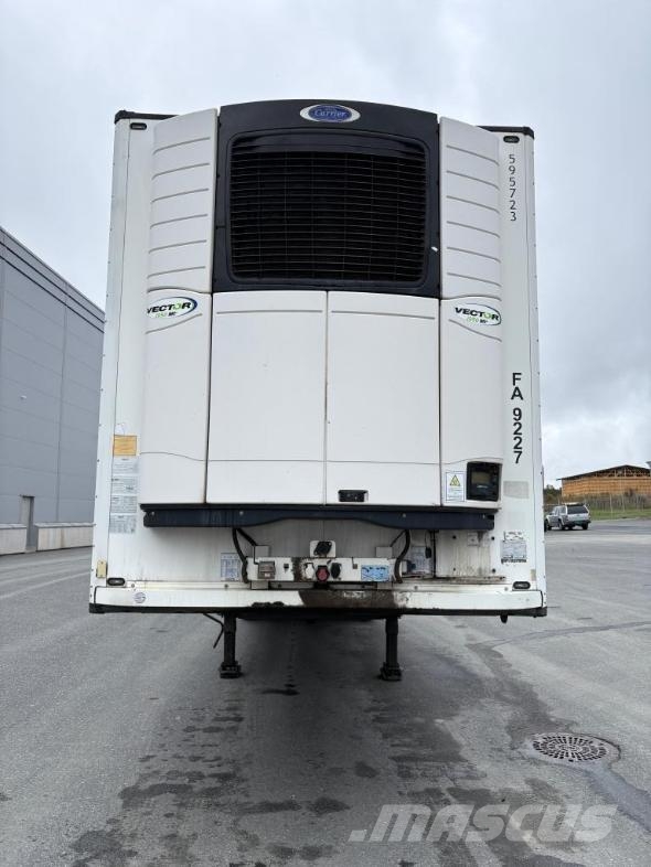 Schmitz Cargobull Trailer Reefer Flower Width & Dual Temp & Double S Temperature controlled semi-trailers
