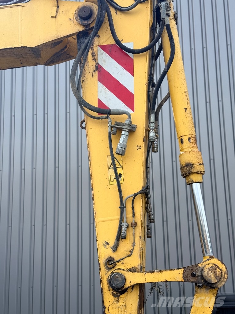New Holland MH 5.6 Wielgraafmachines