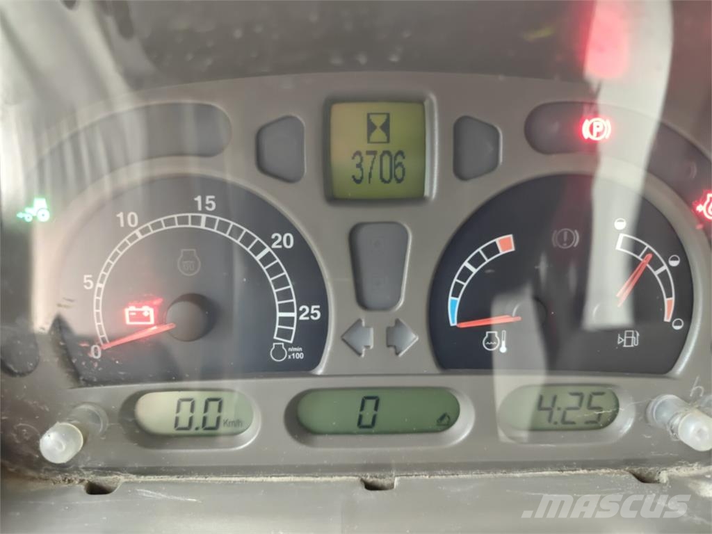 Case IH JXU 115 Tractores