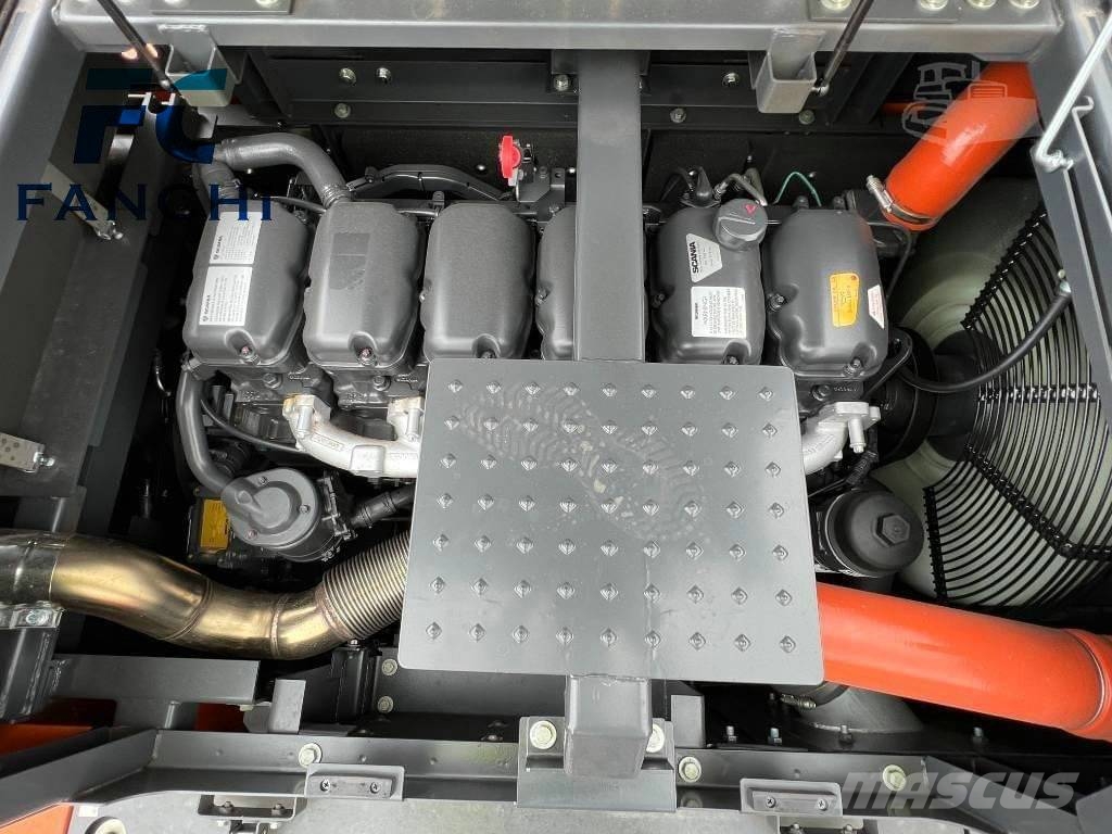 Doosan DX 530 LC-7 Bagri goseničarji