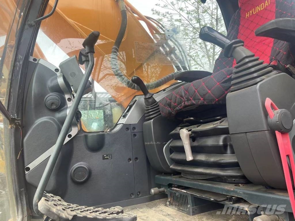 Hyundai R 305 LC-9T Escavadoras de rastos
