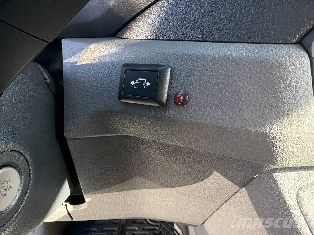 MAN TGE 3.140 FWD Taksi 1+8 autom. Tamlans Sõiduautod
