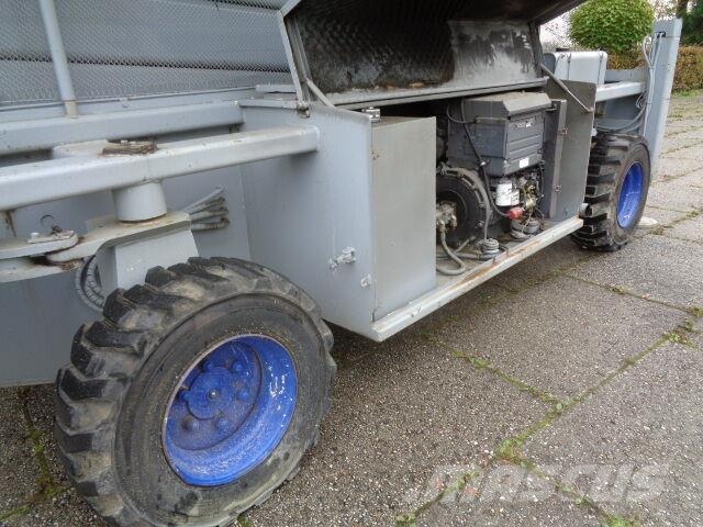 Liftlux SL172-24D4WD Piattaforme a pantografo