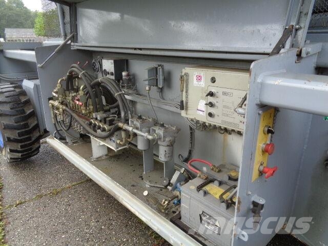 Liftlux SL172-24D4WD Piattaforme a pantografo