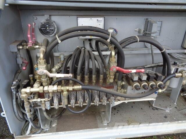 Liftlux SL172-24D4WD Piattaforme a pantografo