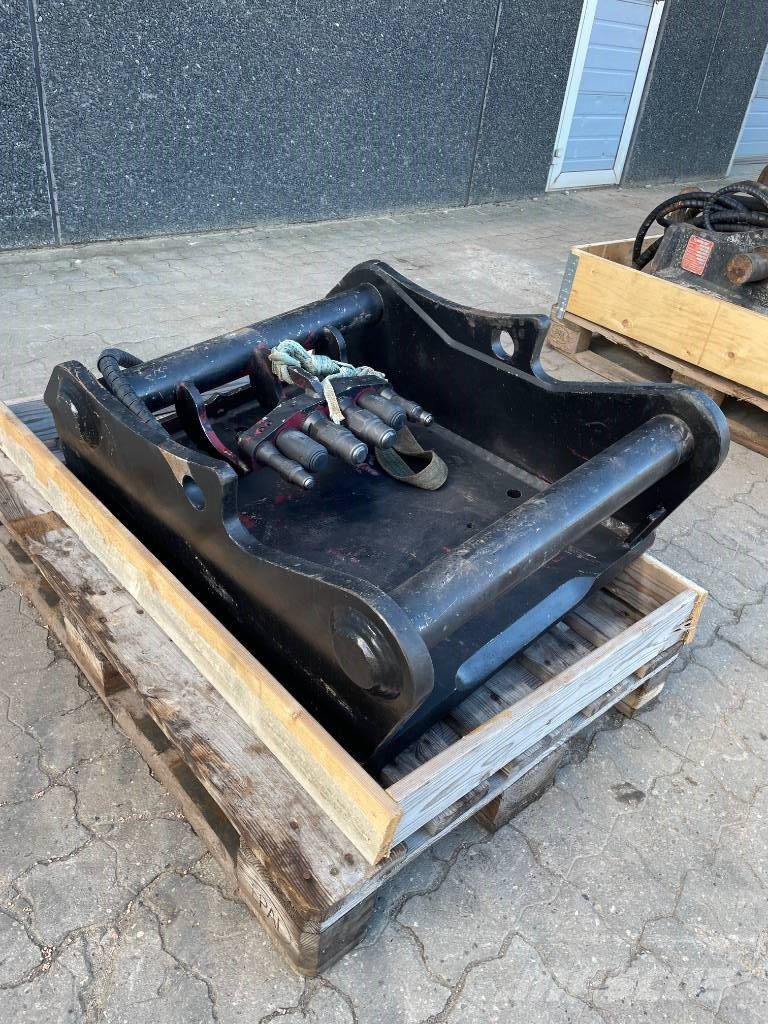 OilQuick OQ80 ophæng / Aufnahme / coupler 快速连接器