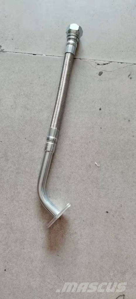 Cummins M11 Turbo Oil Drain 4974660 4022895   3899412 3899 Moteur