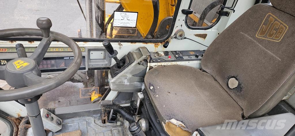 JCB JS 150 W حفارات وسط 7 طن - 12 طن