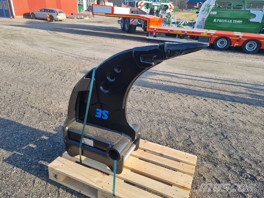 SE Equipment  Tjälkrok S60 Scarifiers