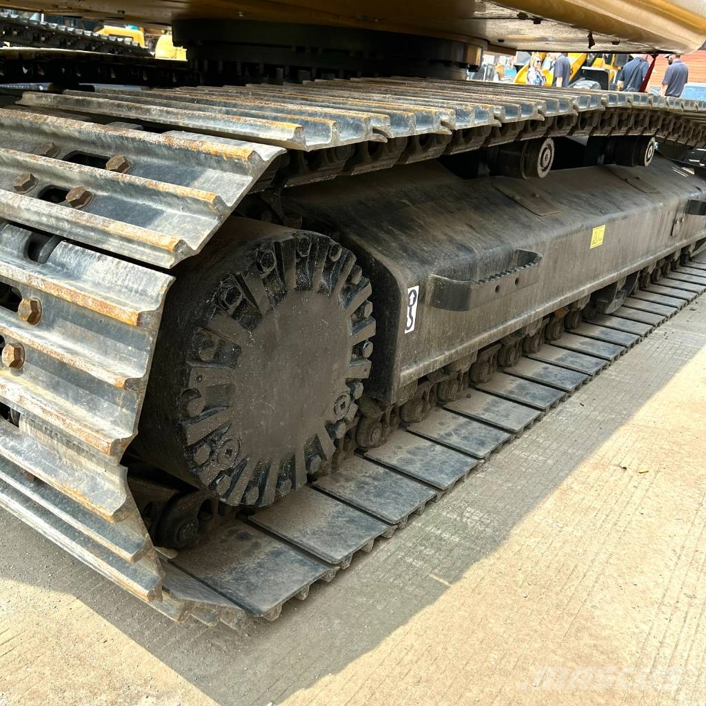 CAT 323 D2L Escavadeiras de esteiras