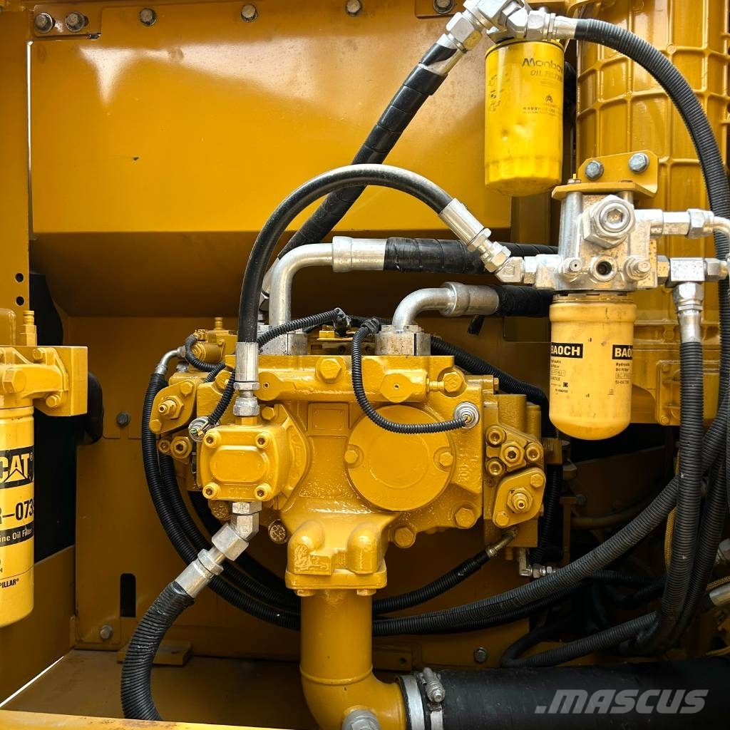 CAT 323 D2L Escavadeiras de esteiras