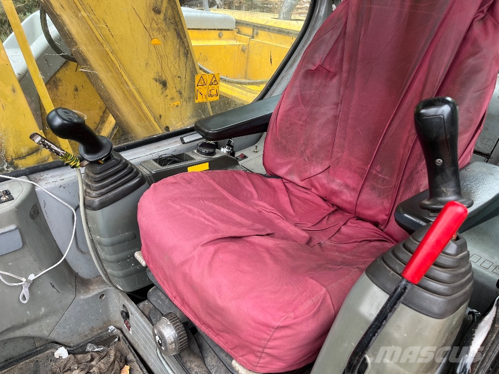 New Holland E 135 B SR Crawler excavators