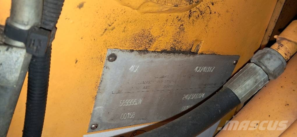 JCB 4 CX 백호로더