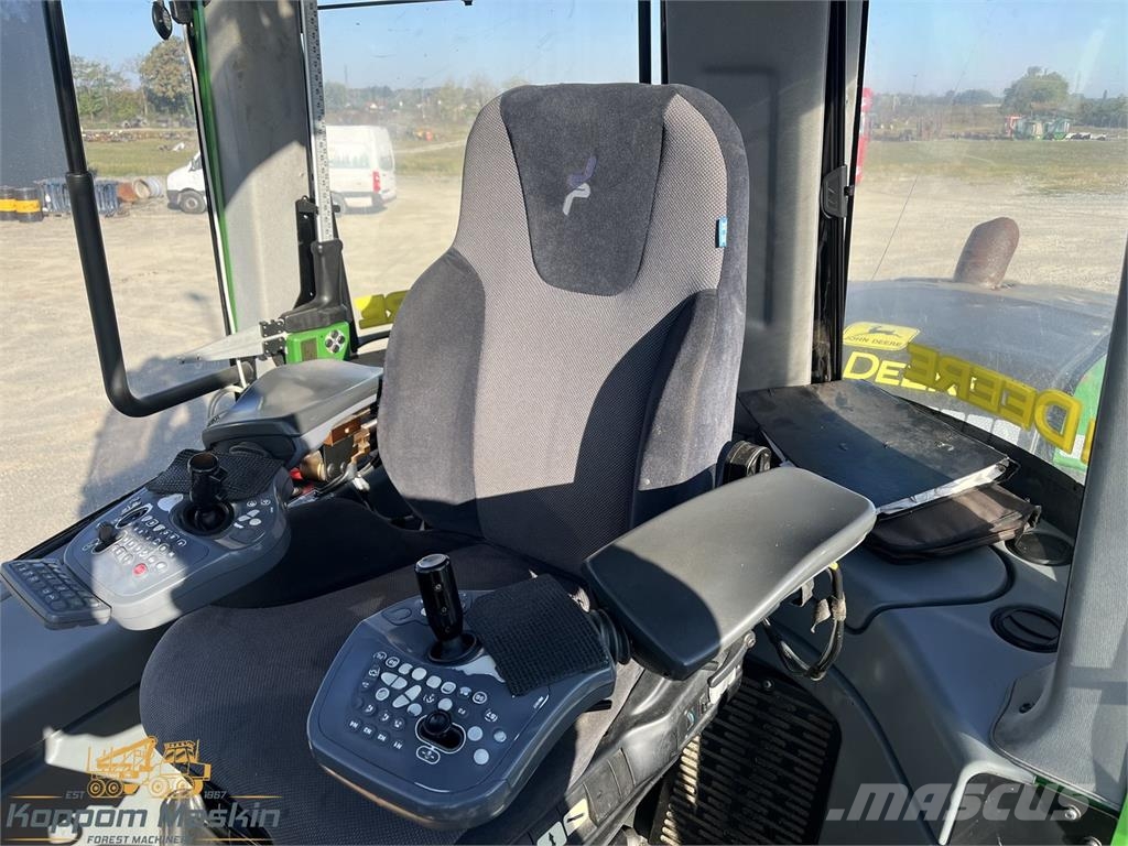 John Deere 1270E Combine forestiere