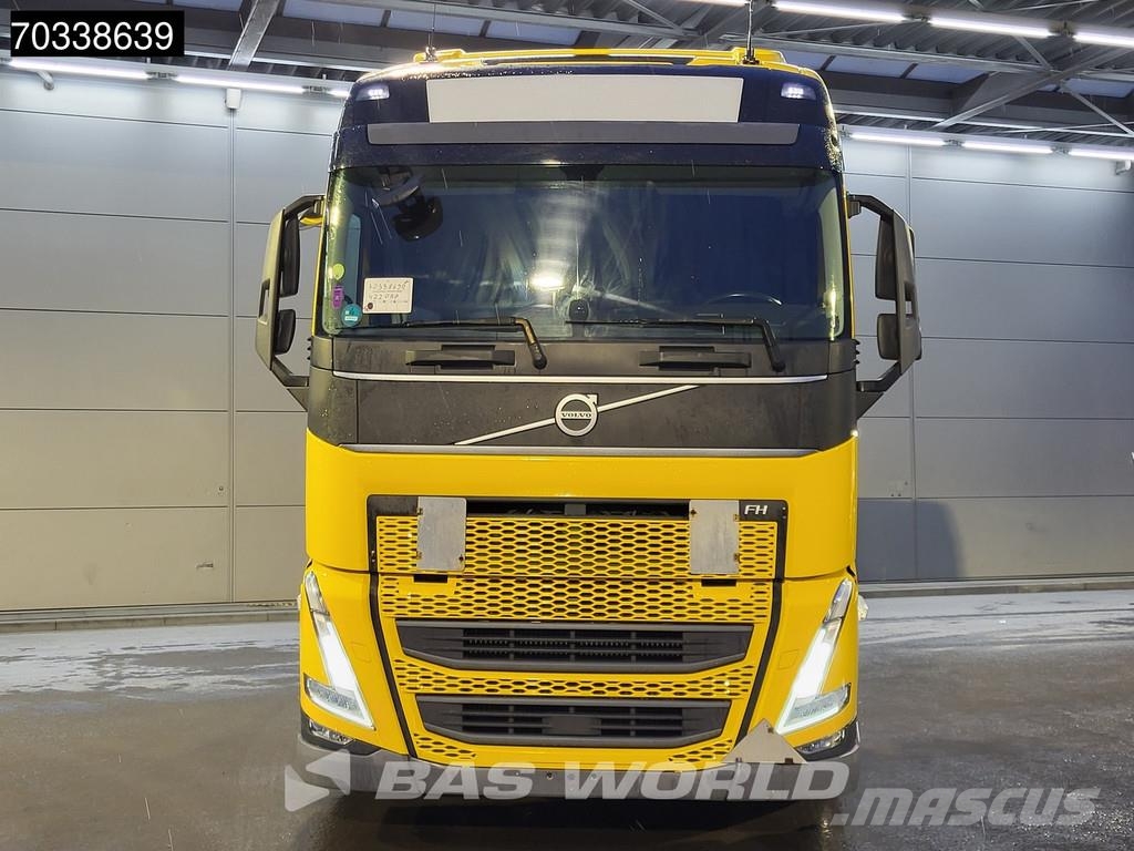 Volvo FH 460 4X2 Globe Mega 2x Tanks I-ParkCool Navi ACC Tractor Units