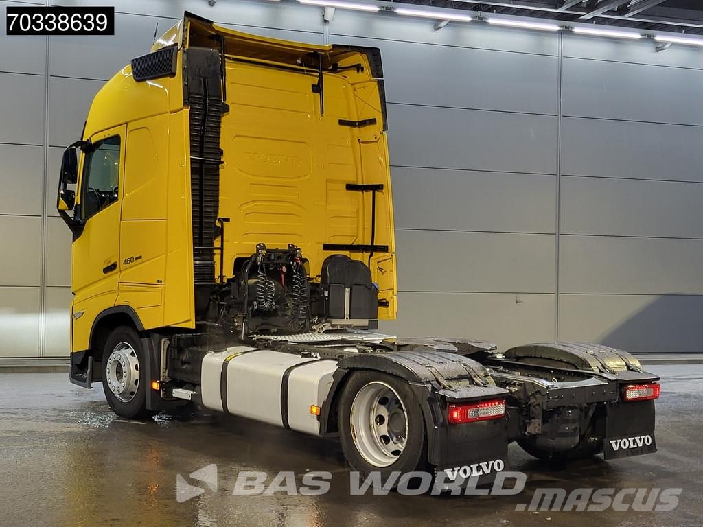 Volvo FH 460 4X2 Globe Mega 2x Tanks I-ParkCool Navi ACC Tractor Units