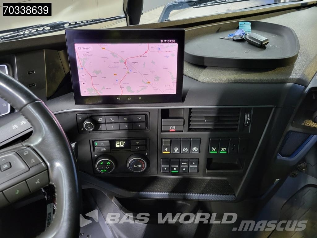 Volvo FH 460 4X2 Globe Mega 2x Tanks I-ParkCool Navi ACC Tractor Units