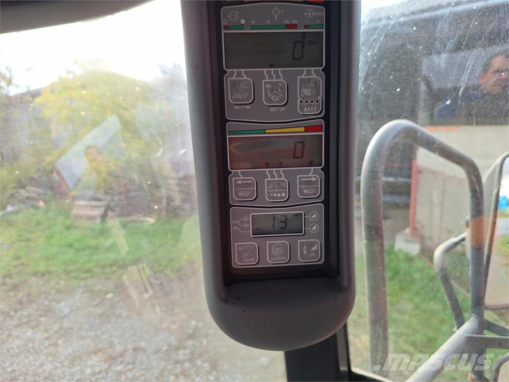 Massey Ferguson 7260 BETA + ŽACÍ LIŠTA + PRAVÝ ŘEPKOVÝ DĚLIČ Statyba - Kita