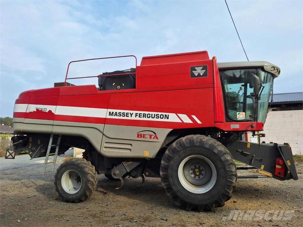 Massey Ferguson 7260 BETA + ŽACÍ LIŠTA + PRAVÝ ŘEPKOVÝ DĚLIČ Statyba - Kita