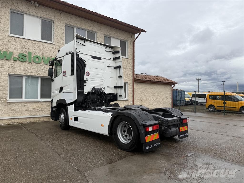 Renault Iný model VIN 138 وحدات الجر