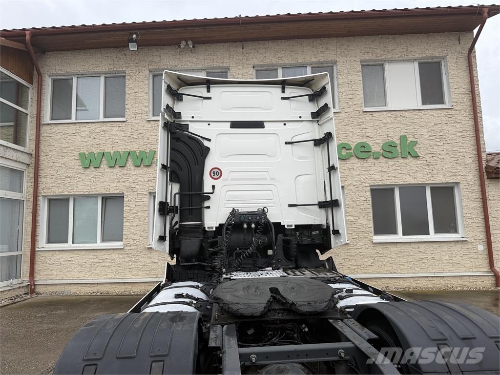Renault Iný model VIN 138 وحدات الجر