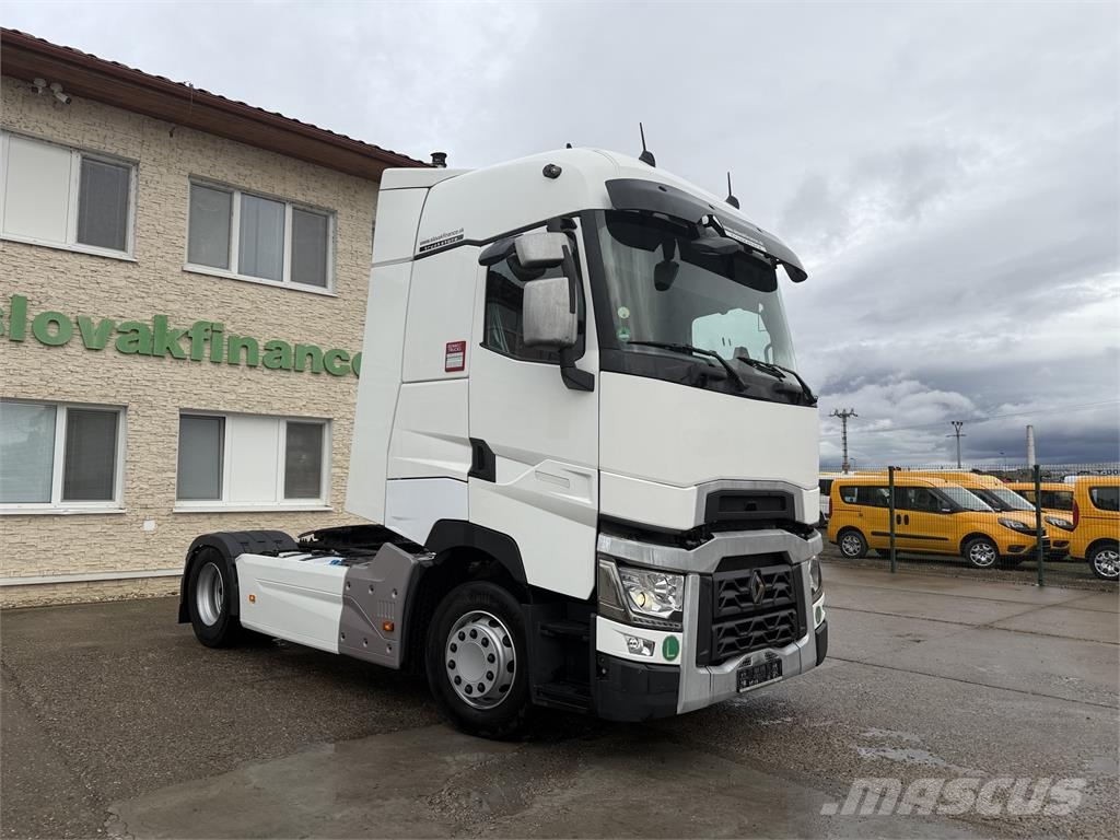 Renault Iný model VIN 138 وحدات الجر
