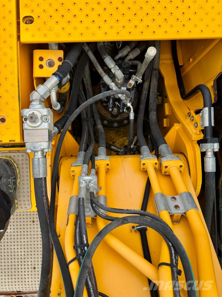 JCB 220 XL 4F 大型油圧ショベル12t以上（パワーショベル・ユンボ）