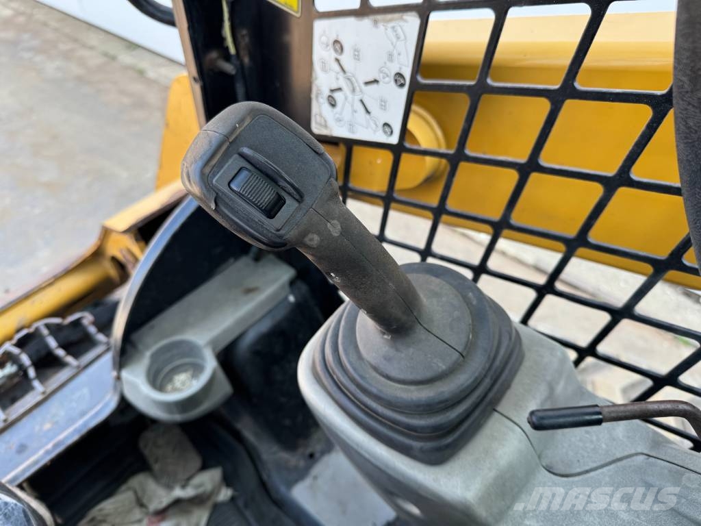 CAT 259D - Two-Speed Compact Track Loader 滑移装载机