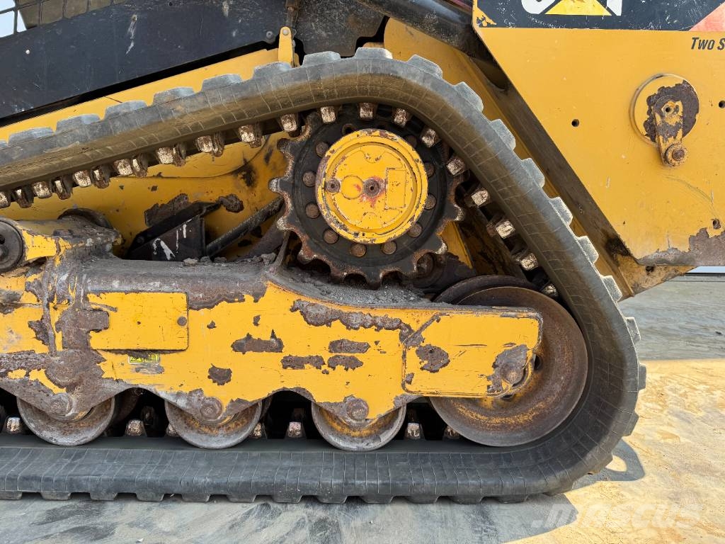 CAT 259D - Two-Speed Compact Track Loader 滑移装载机