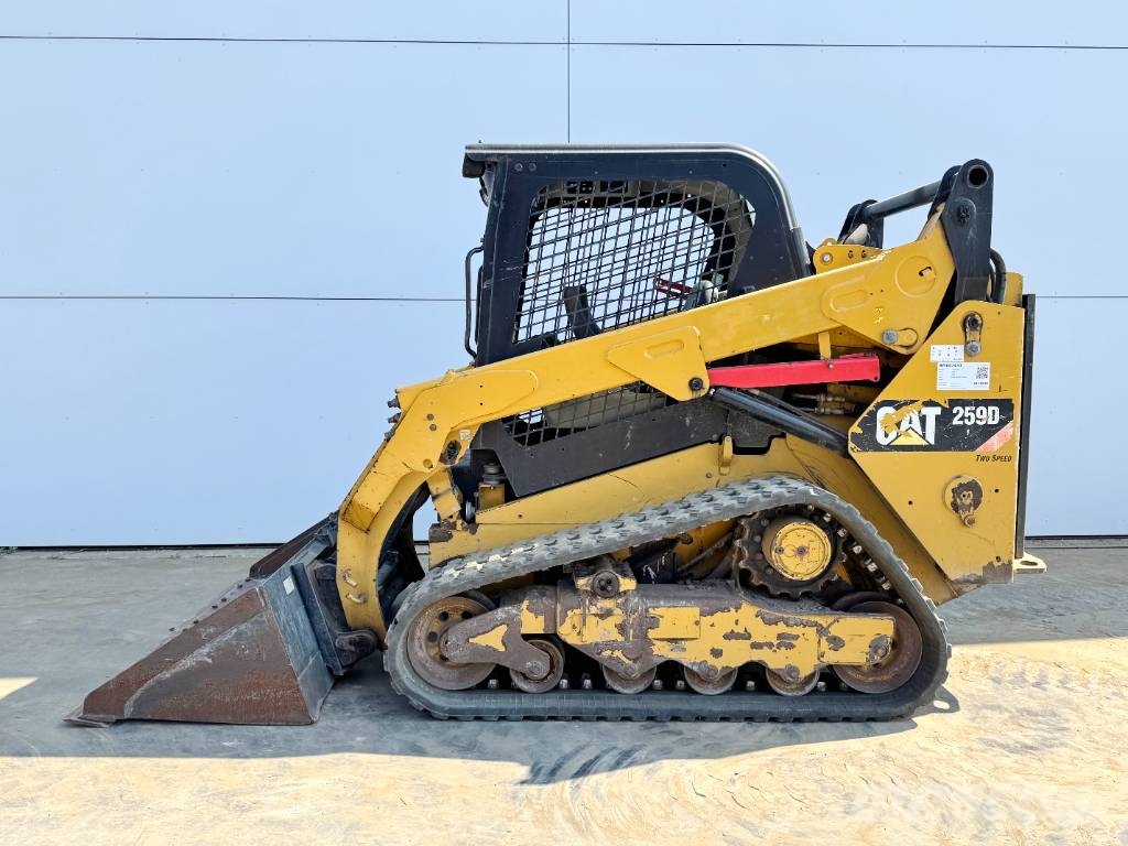 CAT 259D - Two-Speed Compact Track Loader 滑移装载机