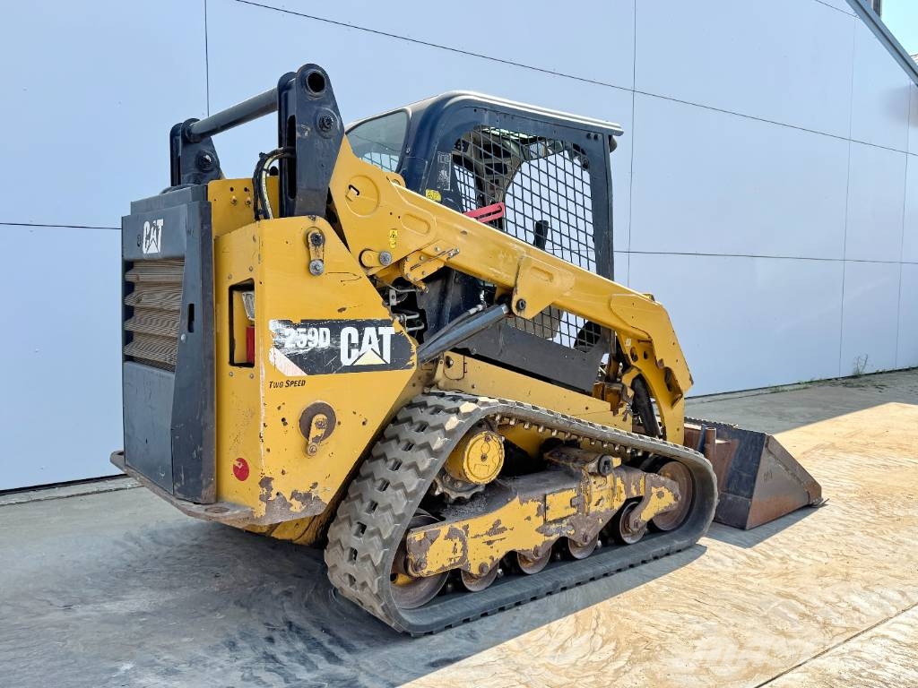 CAT 259D - Two-Speed Compact Track Loader 滑移装载机