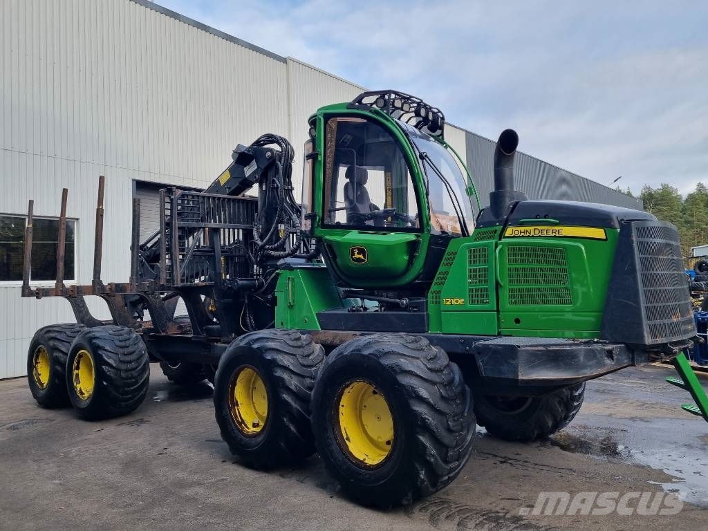 John Deere 1210 E IT 4 Autocargadoras