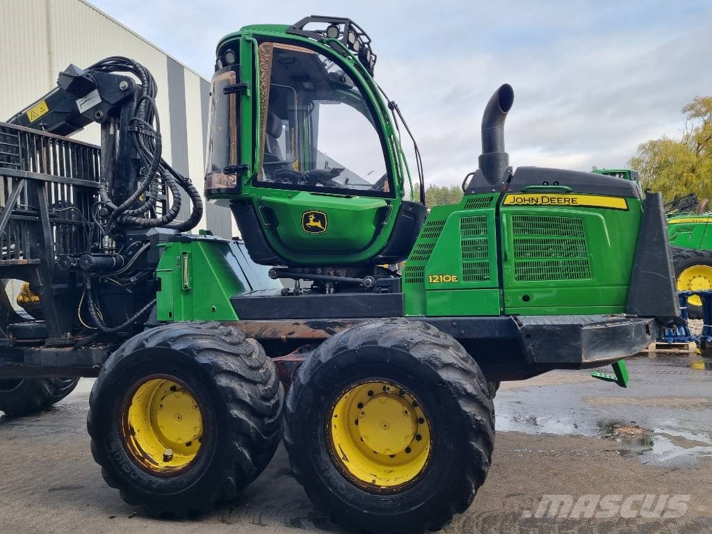John Deere 1210 E IT 4 Autocargadoras