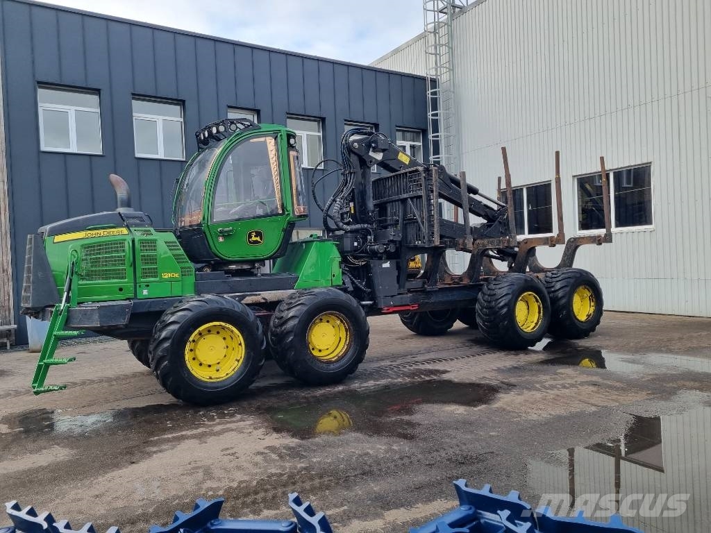 John Deere 1210 E IT 4 Autocargadoras