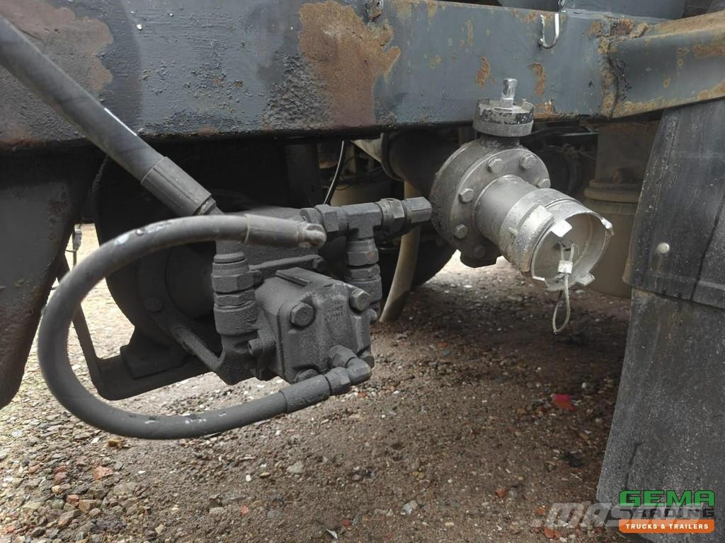 LAG O-3-40 CL 3-Axle SAF - Insulated Tank 24,000L - Dr Tanker semi-trailers