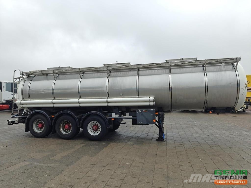 LAG O-3-40 CL 3-Axle SAF - Insulated Tank 24,000L - Dr Tanker semi-trailers