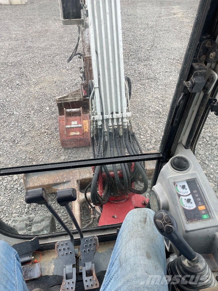 Takeuchi TB 235 Minibagger < 7t