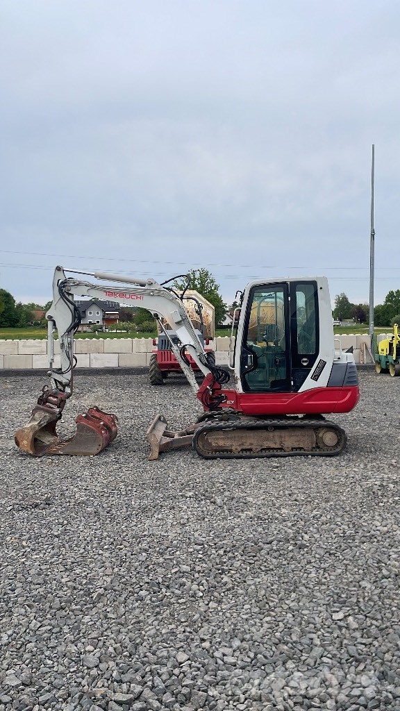 Takeuchi TB 235 Minibagger < 7t