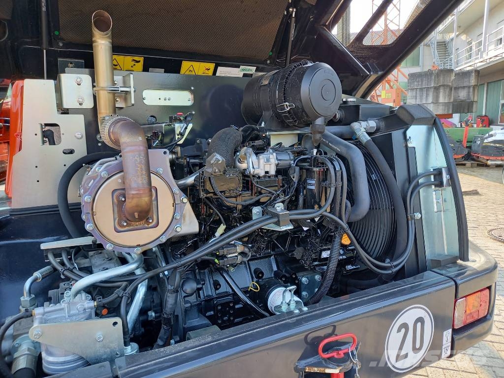 Schaeff TL100 轮式装载机