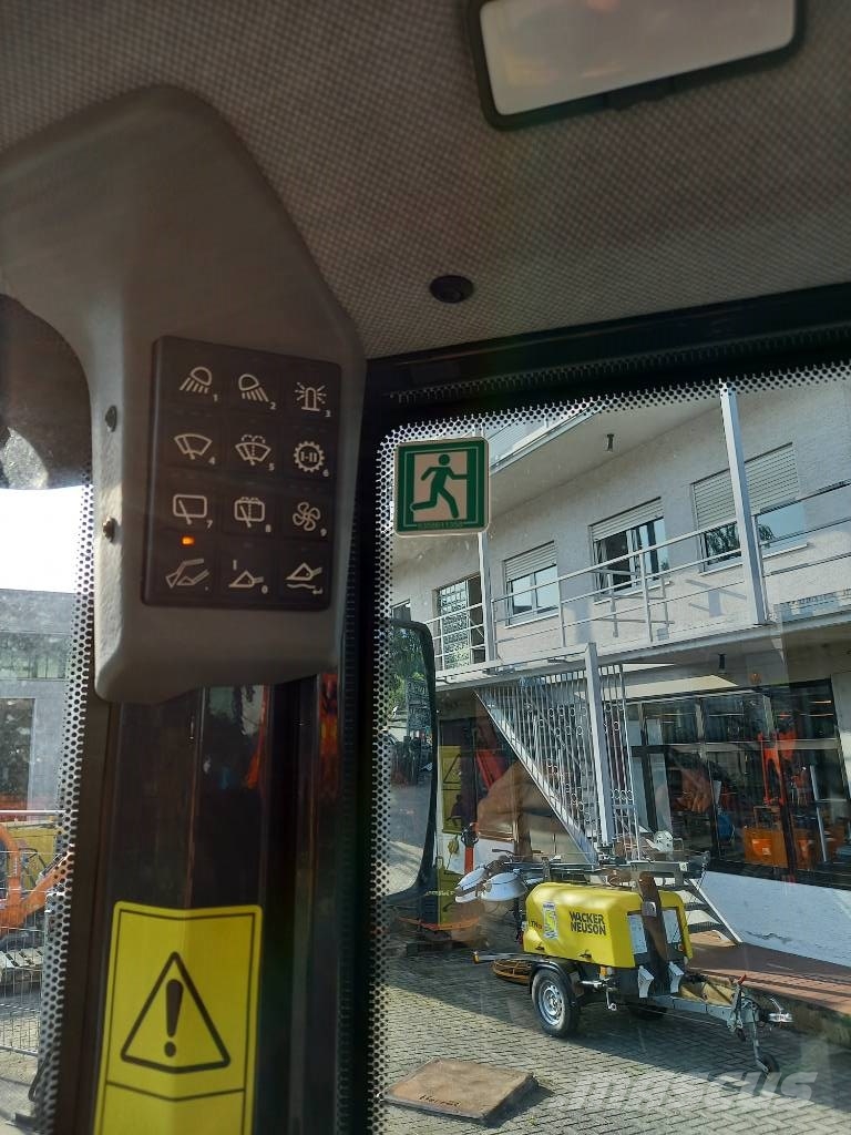 Schaeff TL100 轮式装载机