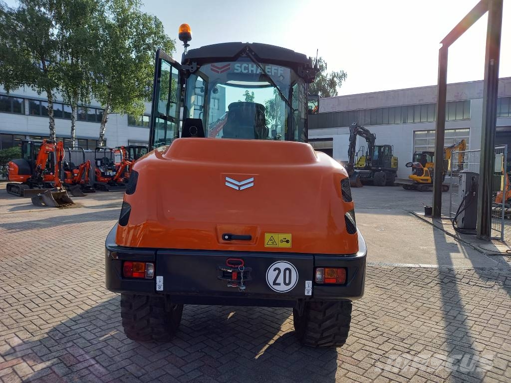 Schaeff TL100 轮式装载机