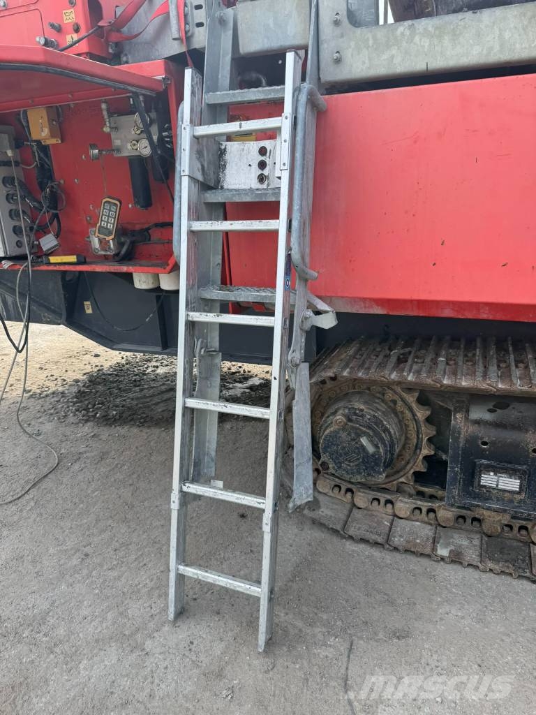 Terex Finlay C1540P prescreen الكسارات المتنقلة