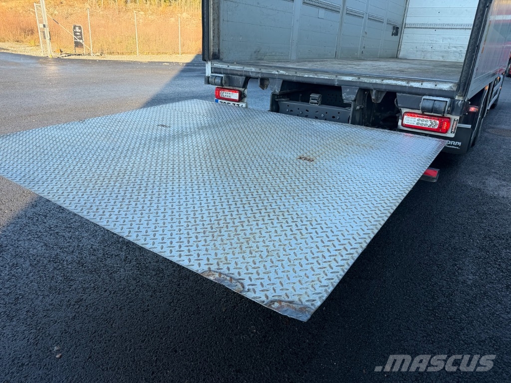 Volvo FM450 6x2*4 Autojeřáby, hydraulické ruky