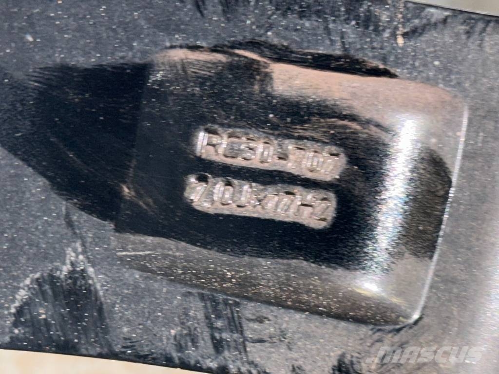 Genie GS 3246 رافعات مقصية الشكل