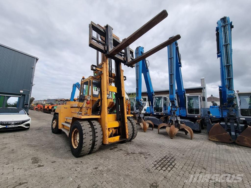 Svetruck 25-120 42 Montacargas para contenedores