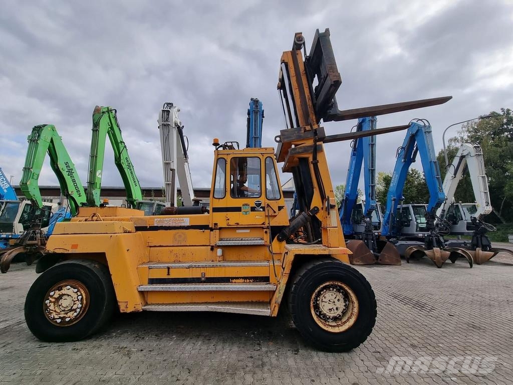 Svetruck 25-120 42 Montacargas para contenedores